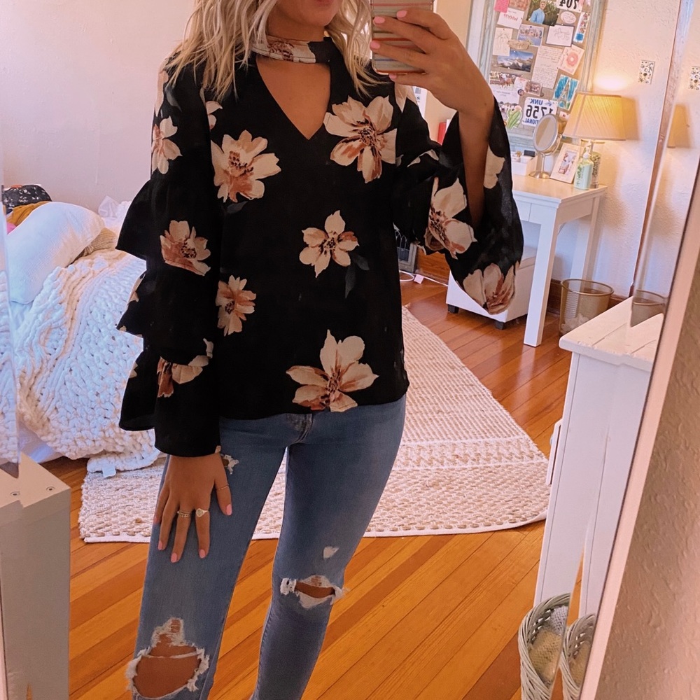 Hem & Thread Black Floral Flouncy Blouse